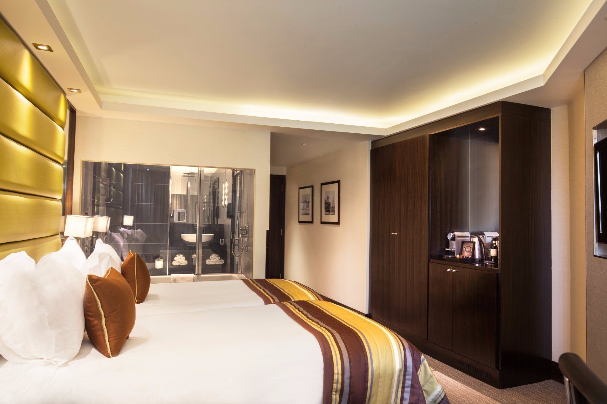 Montcalm Mayfair, Autograph Collection Лондон Екстериор снимка A room at the Mandarin Oriental, London