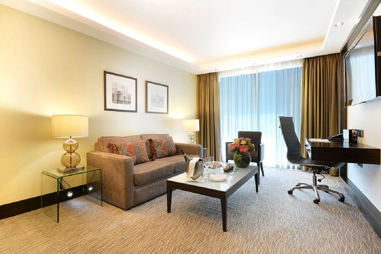 Montcalm Mayfair, Autograph Collection Лондон Екстериор снимка A suite at the hotel